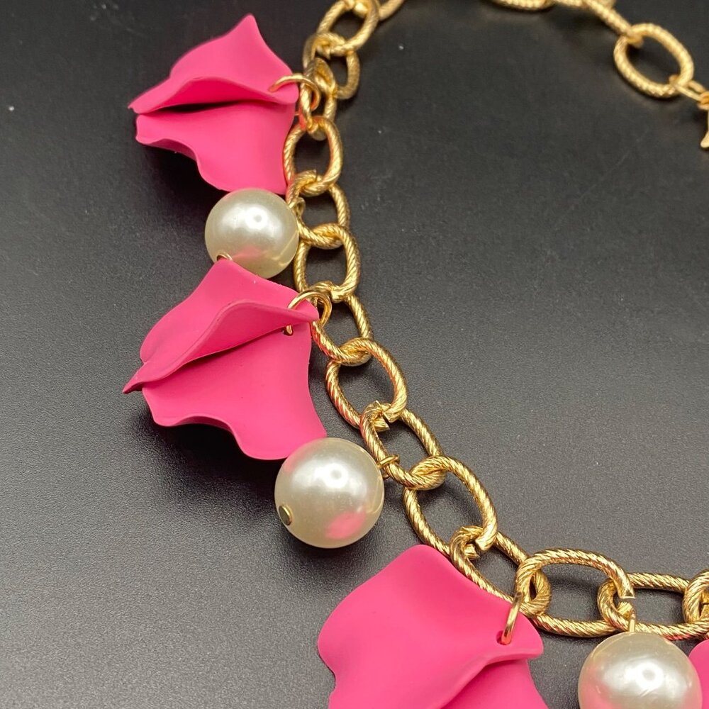 Coiris Statement Necklace Hot Pink Petal Faux Pearl Gold Tone Collar 18-21" - Picture 5 of 6